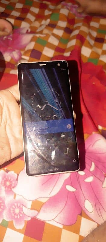 sone experi xz3 finger kam nh krta. 4gb64gb pach aproved 1