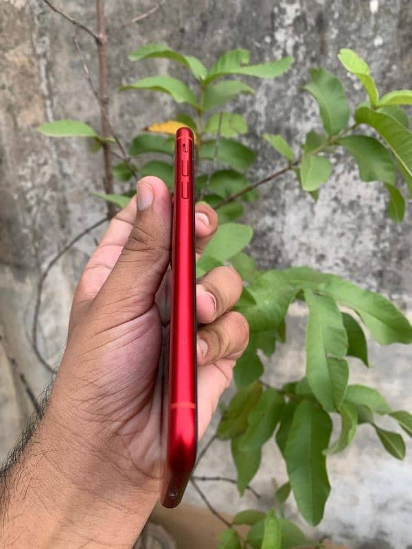 IPHONE XR 64GB 5