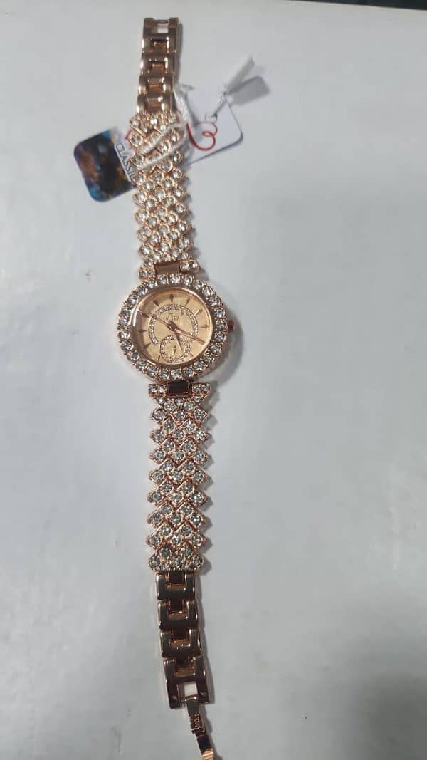 Ladies Fashion Bracelet Watch 1