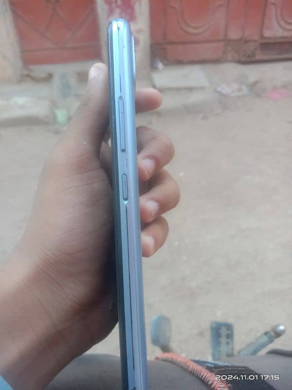 realme c25s 3