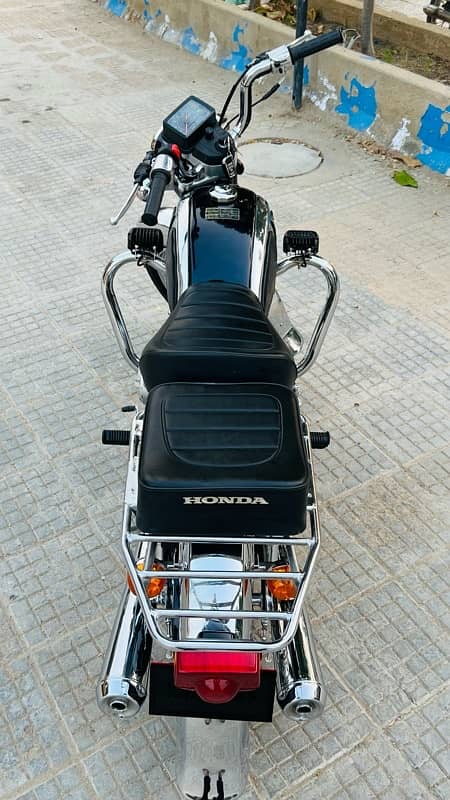 Honda Roadmaster CD200 12