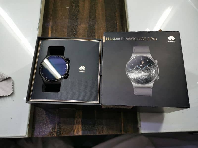 Huawei watch G2 2 pro taitanium brand new 0