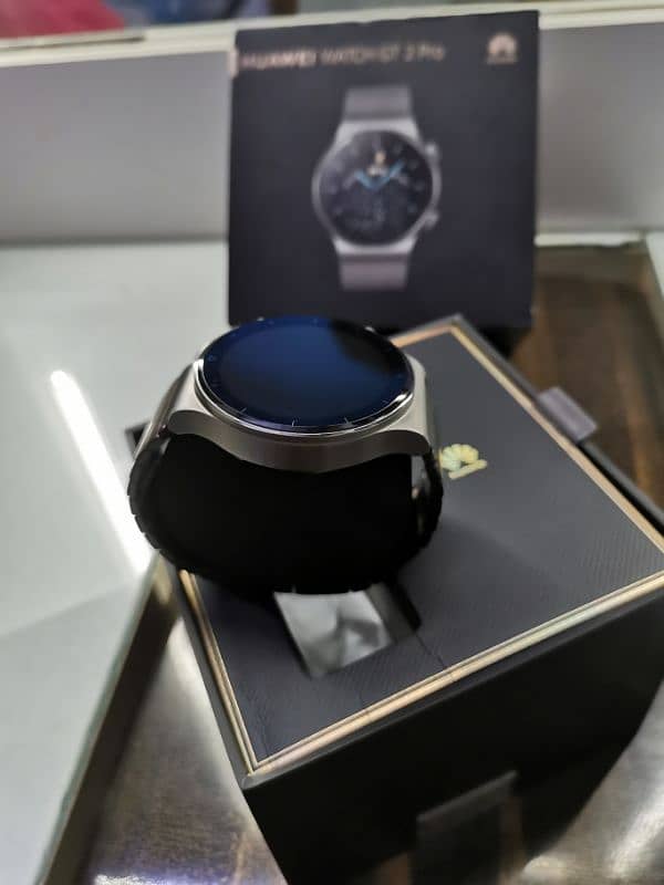 Huawei watch G2 2 pro taitanium brand new 12