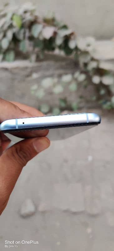 OnePlus 9 R urgent sale Best working 10.10 all okay hai 2sim 8.128 1