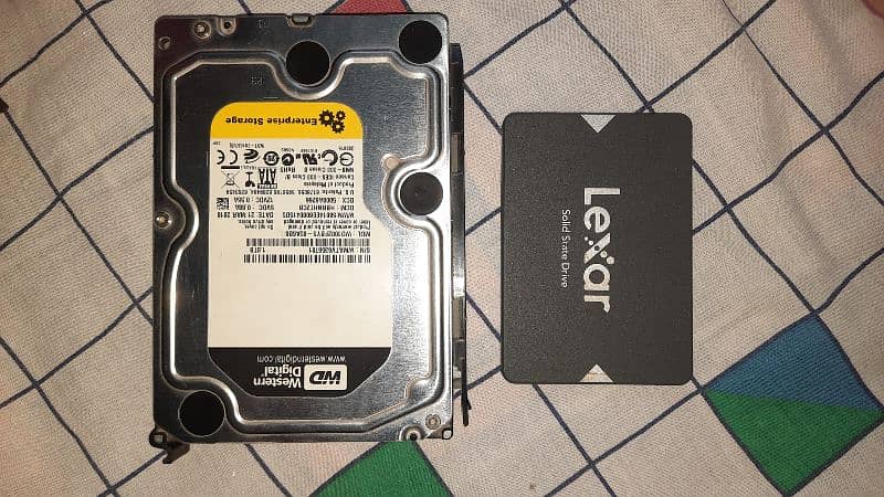 1tb hard drive hdd and 256gb ssd 0