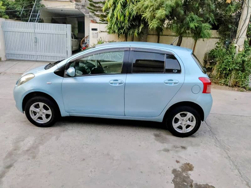 Toyota Vitz 2007 3