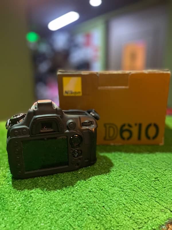 nikon  D610 5