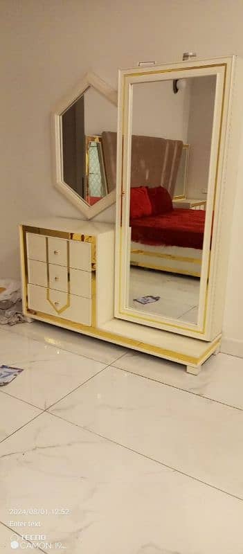 Bed set side tables and dressing table 6