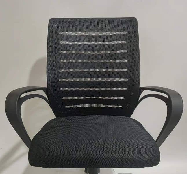 office chairs in cheap price slightly used 0