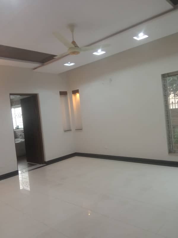 Kanal House For Sale In Johar Town Block D-1 10