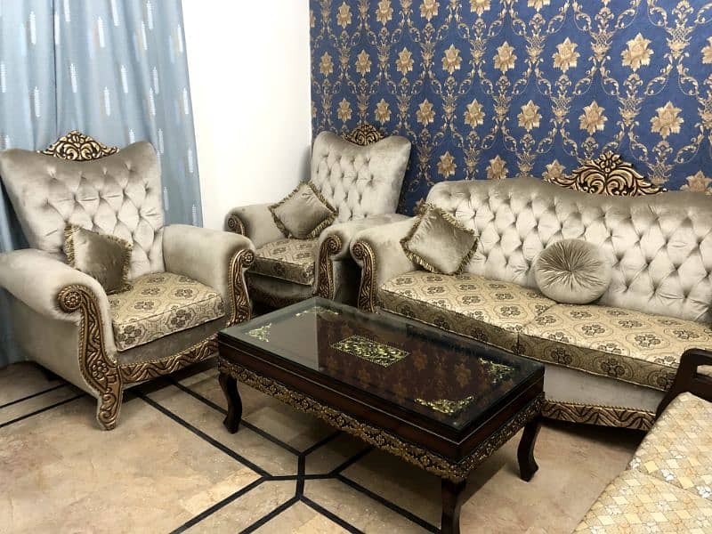 5-Seater Taj Sofa 0