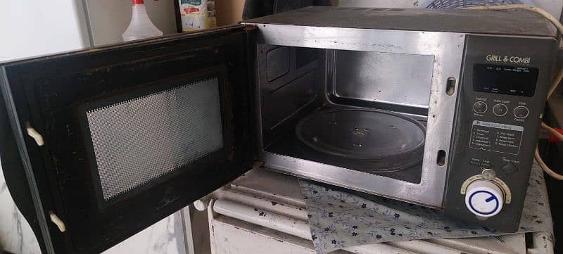 japanese used microwave oven 1