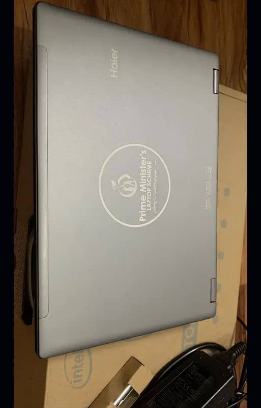 Haier Laptop Y11C 0