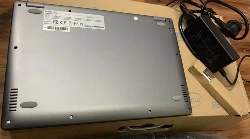 Haier Laptop Y11C 1