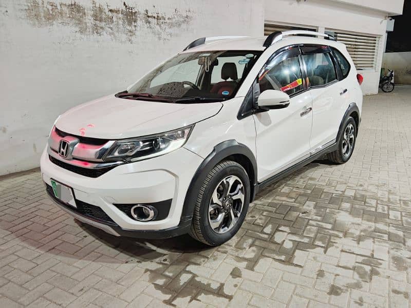 Honda BR-V S 2019 1