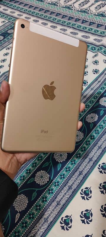 iPad Apple tab mini 4 PTA approved 16GB never open 1