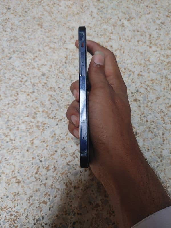 IPHONE 12 NON PTA JV 64GB 10/9 CONDITION 2