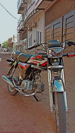 HONDA CD70 2025 MODEL (BKACK)