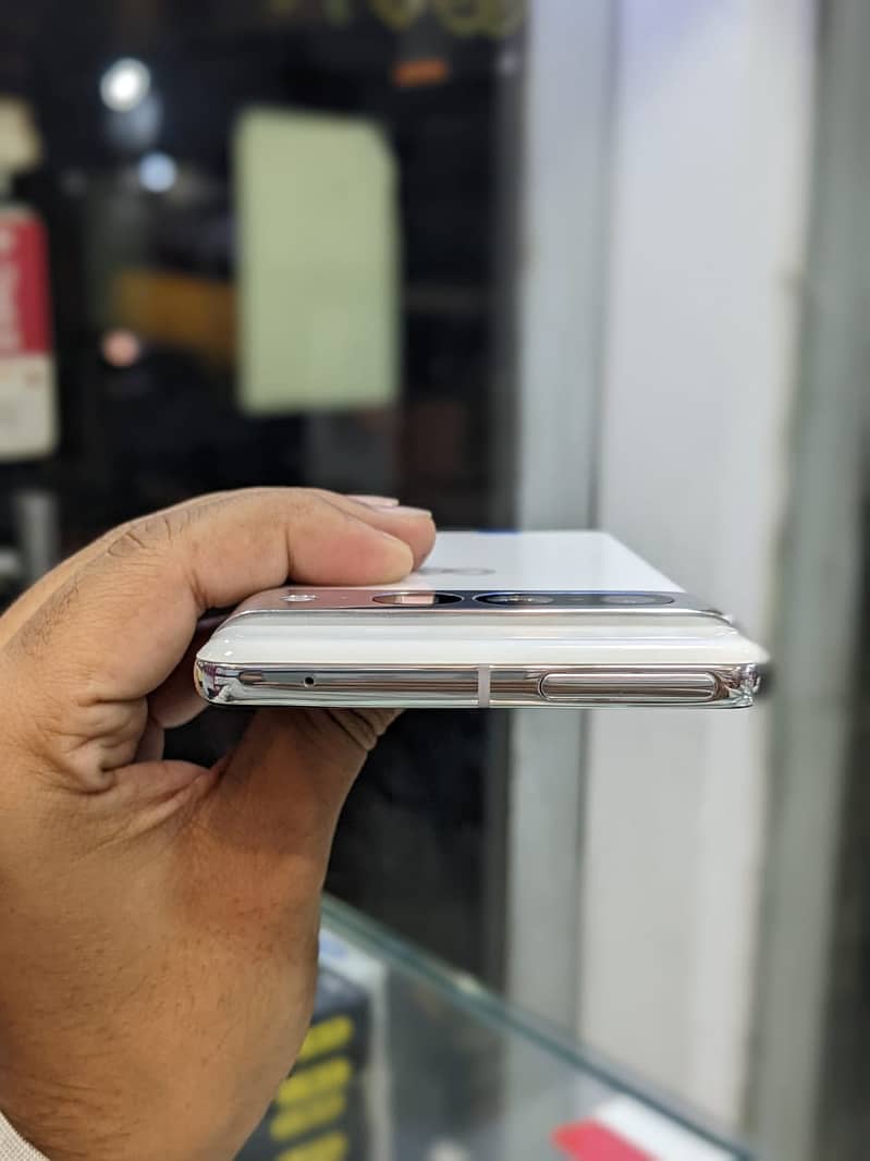 Google Pixel 7 Pro PTA Waterpack 2