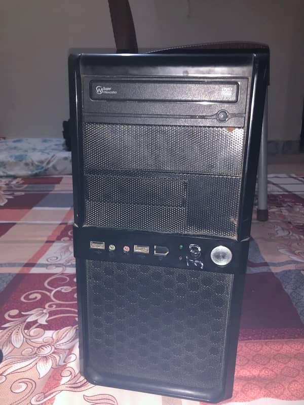 NVIDIA QUADRO 4000 AMD A4-5300apu with radeon hd graphics 3.40 GHz 4