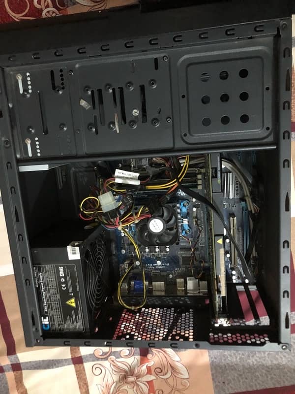 NVIDIA QUADRO 4000 AMD A4-5300apu with radeon hd graphics 3.40 GHz 7