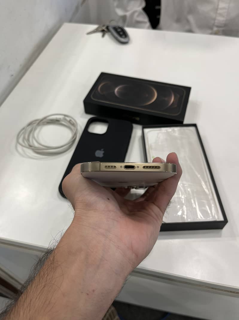 iphone 12 pro max 128gb pta approved 5