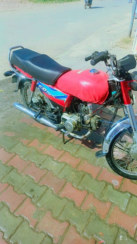 Honda 70 in good condition 1