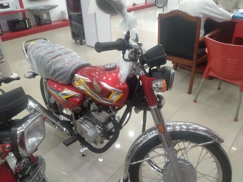 Honda 125 2025 modal available 3