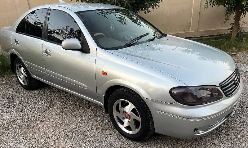 Nissan Sunny Ex Saloon 1.6 (CNG) 6