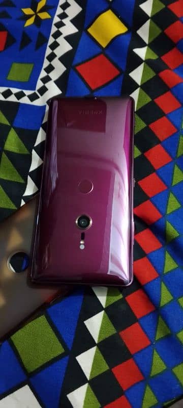 Sony experia XZ 3.4/64 Gaming phone 3