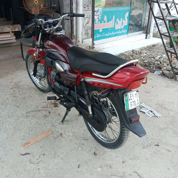 Honda pridor All genuine bike condition 10/10 4