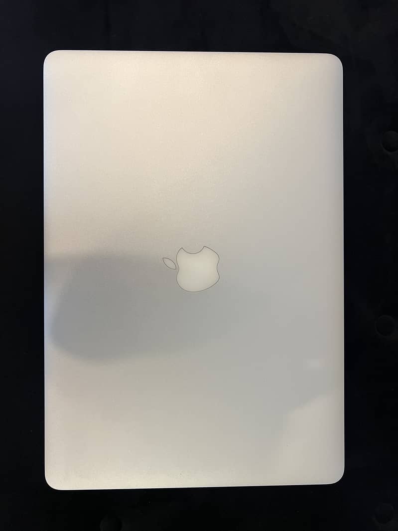 MacBook Pro (2015) 0