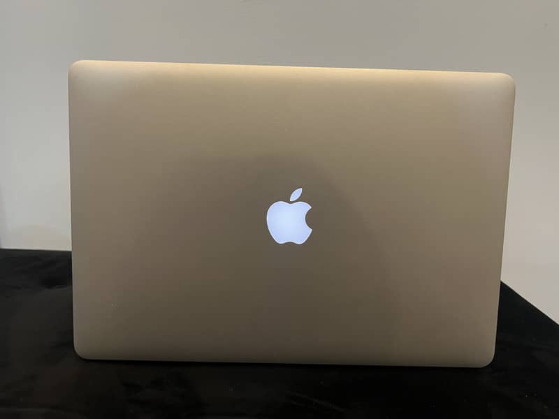 MacBook Pro (2015) 3