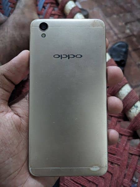 OPPO A37f 0