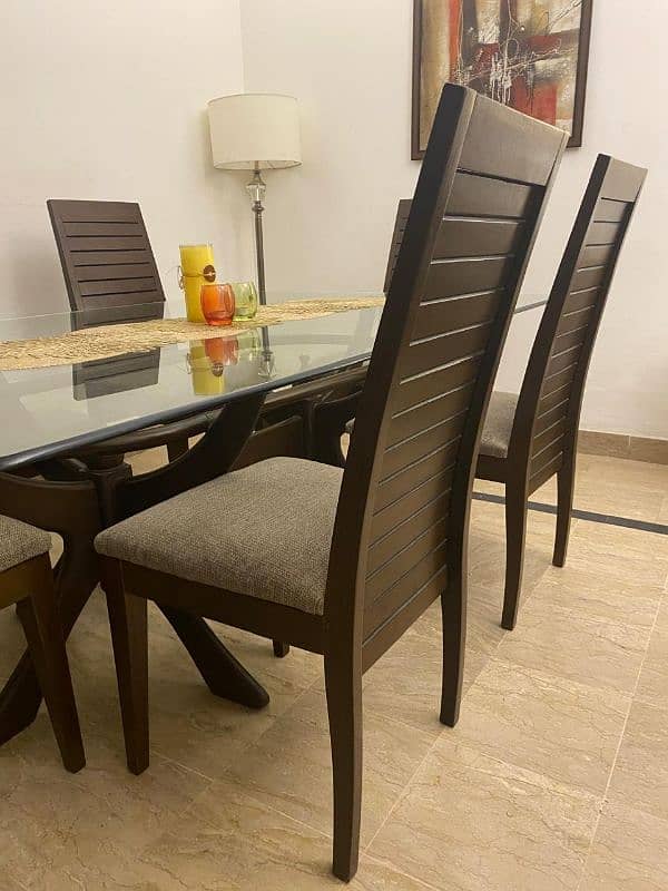 Dining Table with 6 chairs 1