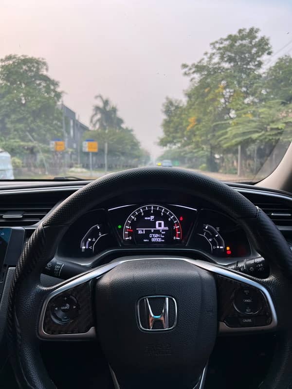 Honda Civic Oriel 2018 1