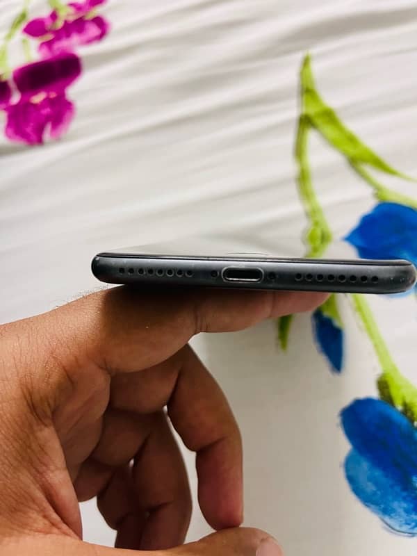 iphone 8 plus official pta aproved 10