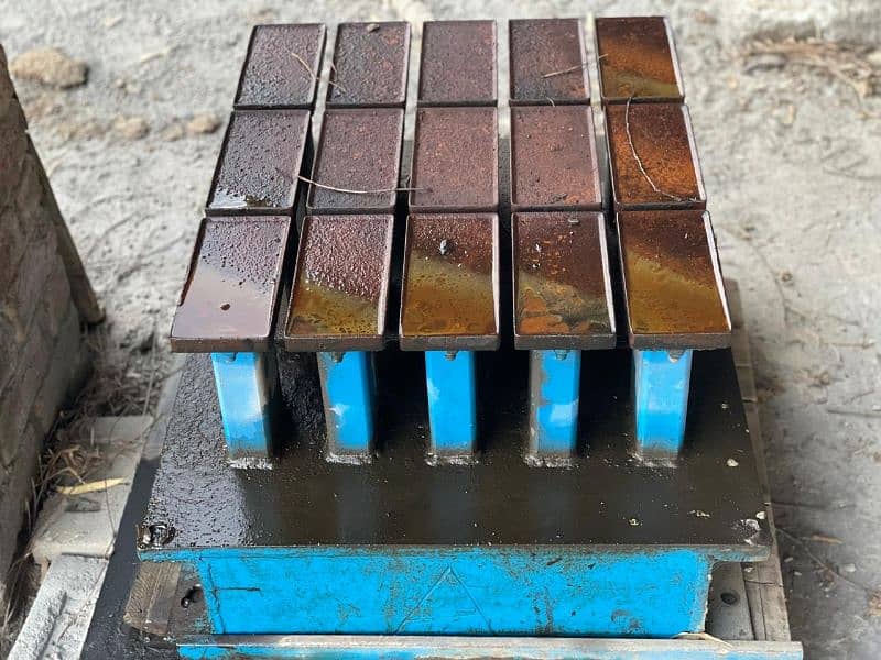 Concrete tuff tiles, bricks, etc. machine 6