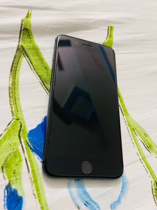 iphone 8 plus pta official aproved 18