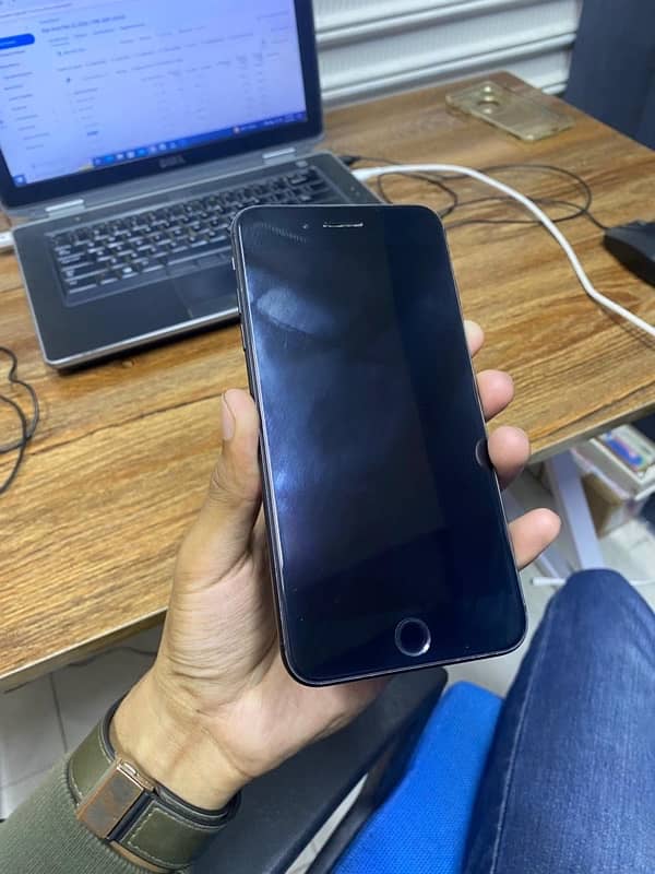 iPhone 7plus 128gb Non PTA bypass 2