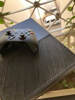 xbox one 1tb 1 wireless controller 1 awsome working