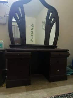 wardrobe in Very Good Condition