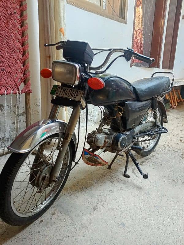 Honda CD 70 Model 2010 0