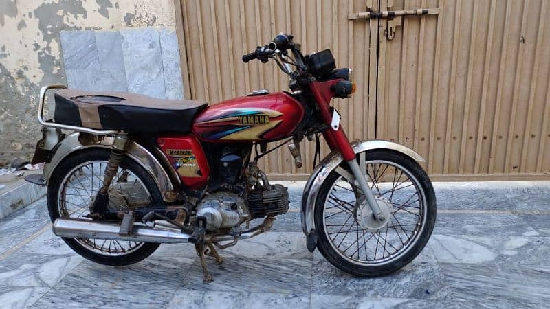 Yamaha 4 stroke genuine 1