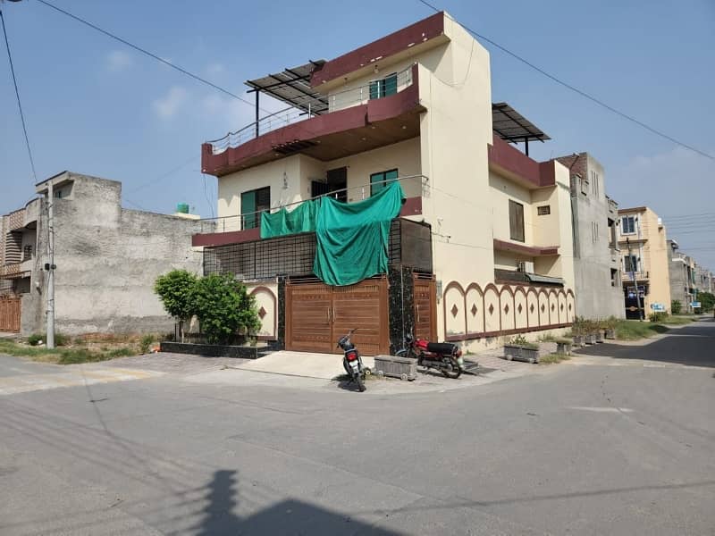 Lavish Beautiful Corner Double Story House Available For Sale Reasonable Price in F Block Alrehman Garden Phase 2 0