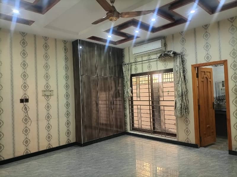 Facing Park Lavish Beautiful Double Story House Available For Sale in E Block Alrehman Garden Phase 2 10