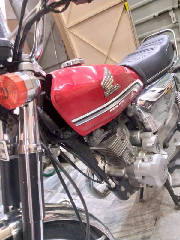 Honda 125 special Addition 8