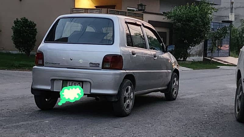 Daihatsu Cuore 2011 3