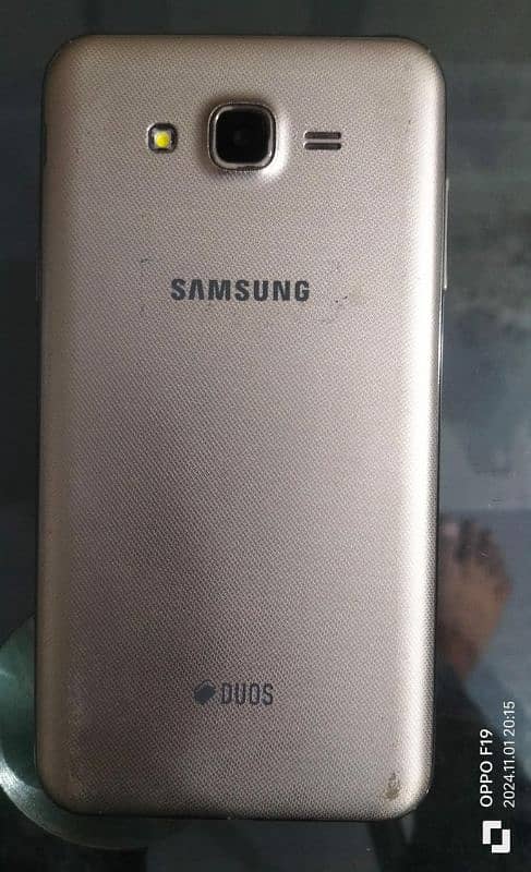 Samsung j7 Core 2