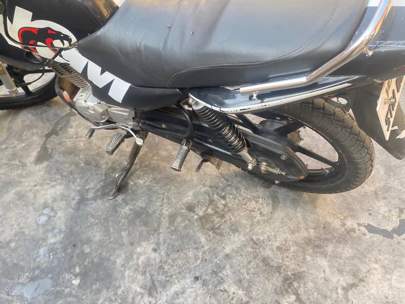 yamaha ybr g for sale plz whatsapp pr rabt kry 03248477542 3